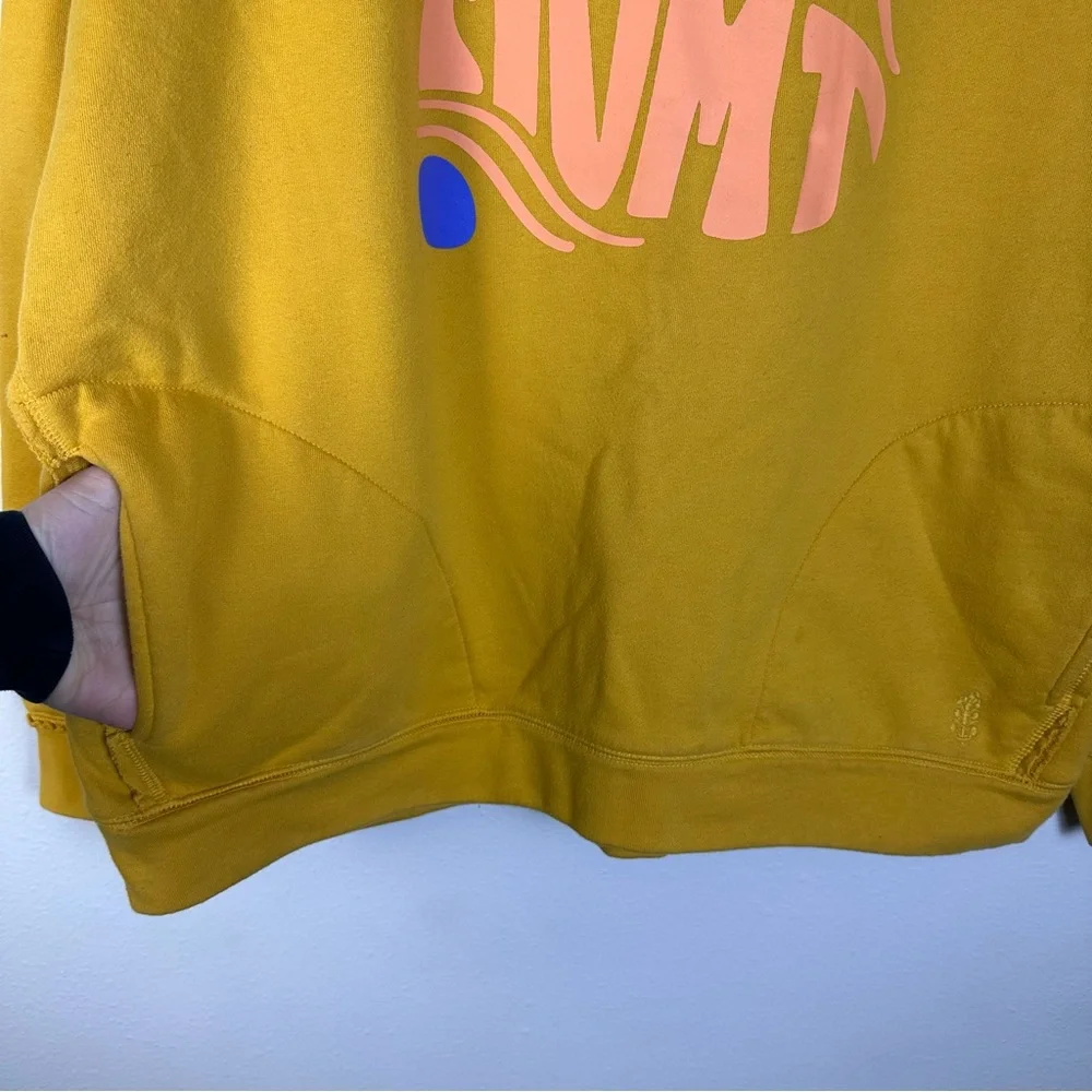 FREE PEOPLE Movement Boho Granola Hip Women M Yellow Logo Metti Crew Sweatshirt - Picture 7 of 10